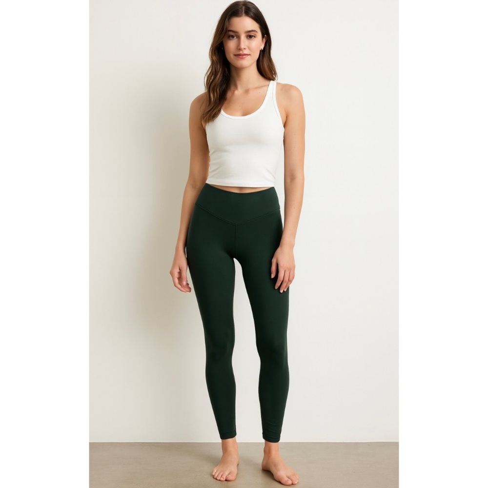 NWT AERIE | High Rise 7/8 Length Light Support‎ Weightless Touch Leggings Sz. M
